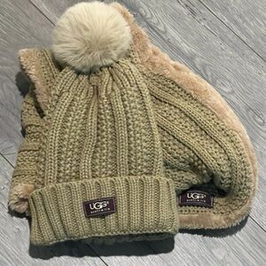 UGG Beige Knit Scarf and Hat Set